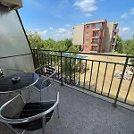 And Orchid Premium Apartment